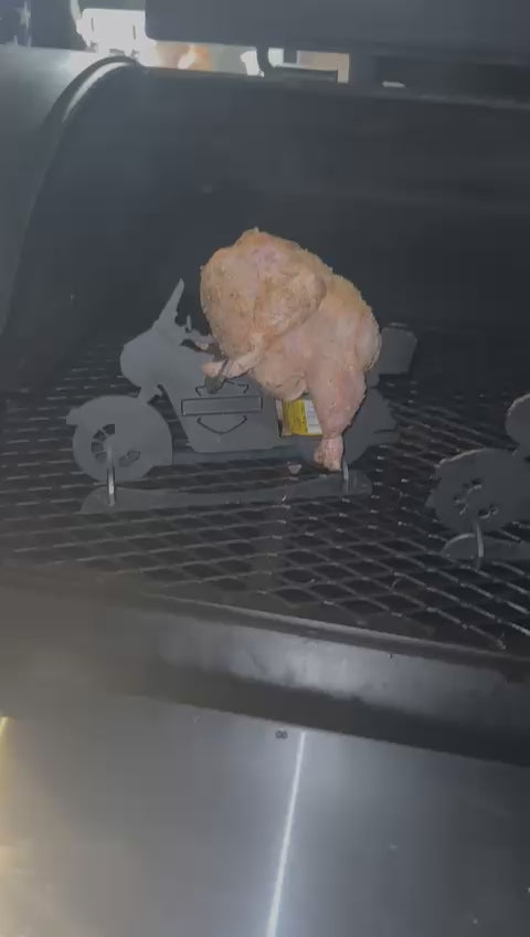 Smokey Rebel Motorcycle  Beer Can Chicken Holder | Maidstone H-D | Video demo
